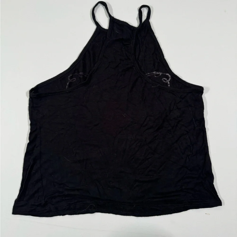 Woman’s Tank - Picture 2 of 2
